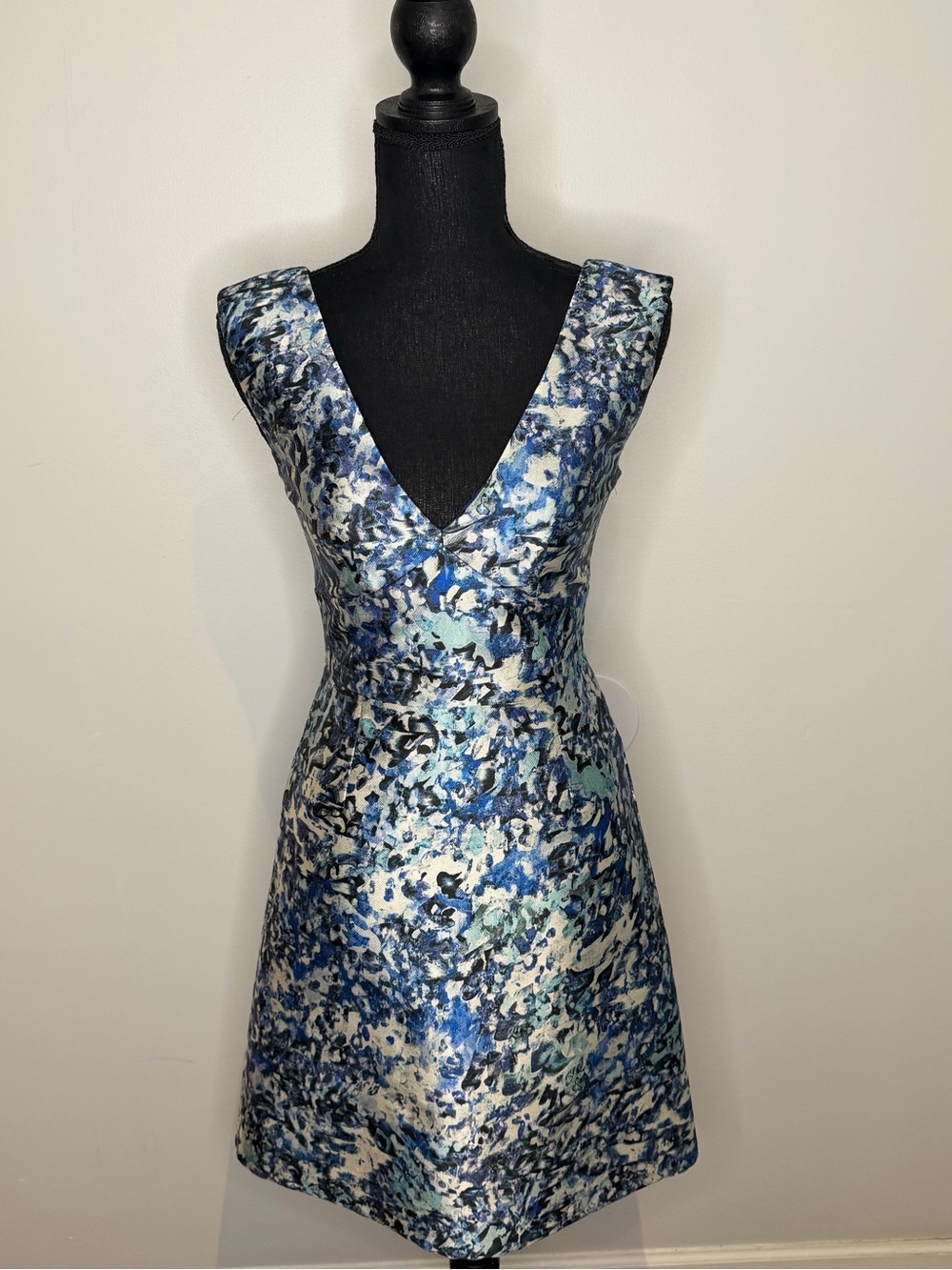 REISS Allium Ice Blue Floral Jacquard V-Neck Fit & Flare Dress - Size 2